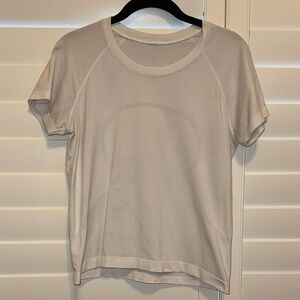 Lululemon Swiftly Tech Short Sleeve